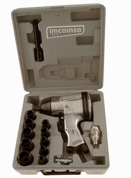 Kit de llave de impacto de 1/2". Maletín anti-hurto para un fácil transporte y una mayor seguridad. El kit incluye pistola de impacto 1/2", 10 vasos de impacto de 9, 10, 11, 13, 14, 17, 19, 22, 24 y 27 mm, 1 prolongador de 125 mm, 1 engrasador y una llave hexagonal de 4 mm. Velocidad en vacío: 7.000 r.p.m. Par máximo:  310 Nw Enchufe rápido Consumo medio: 350 l.p.m.